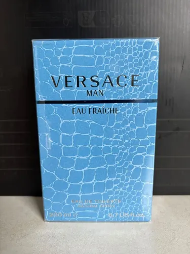Versace man eau fraiche 200ml lacrado!
