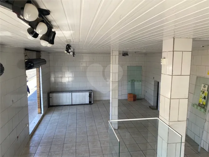 Salão Comercial para locação em Cidade antônio estevão de carvalho - SP