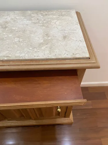 Papeleira mogno maciça tampo em mármore travertino