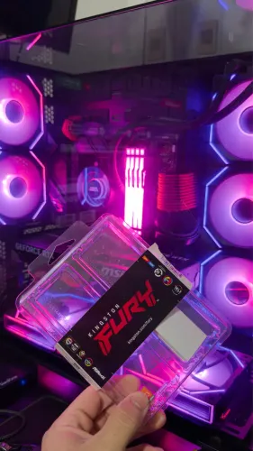 DDR5 Memoria Kingston Fury Beast, RGB, 64GB (2x32GB) DDR5, 5200MHz GARANTIA 