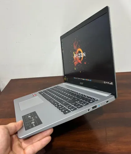 Notebook Gamer Acer Ryzen 7 5700U (16GB RAM / SSD 256GB / Vídeo AMD 4GB) ? Seminovo