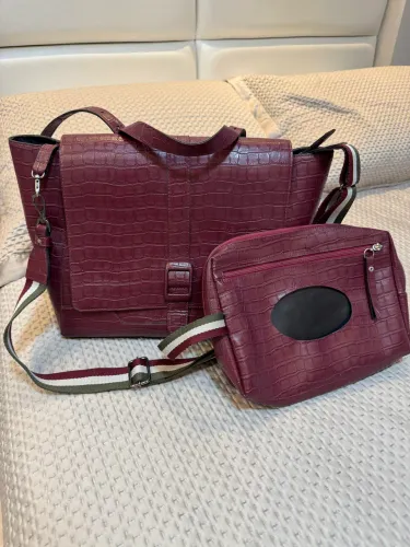 Kit Bolsa maternidade + porta lenço umedecido