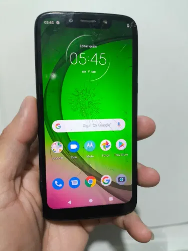 Moto G7 play. 120$ leia