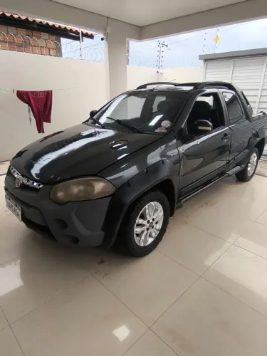 Fiat Strada Adventure1.8/ 1.8 Locker Flex CD 2013