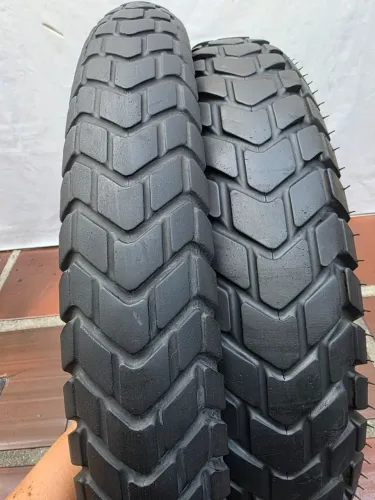 130/80-17 + 90/90-21 Pirelli MT60 original meia vida, usado.