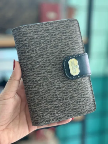 Carteira Victor Hugo