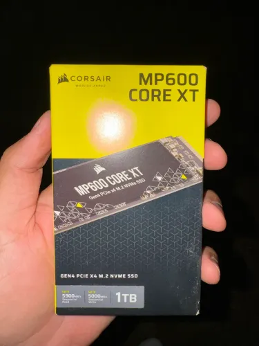 NVME 1T CORSAIR