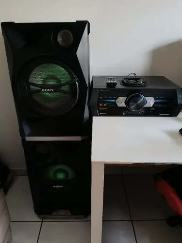 Sony shake 33 1800rms