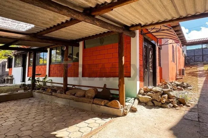 Oportunidade Única em Jarinu na Esplanada do Carmo: Espaço, Conforto e Natureza em 1.120m²
