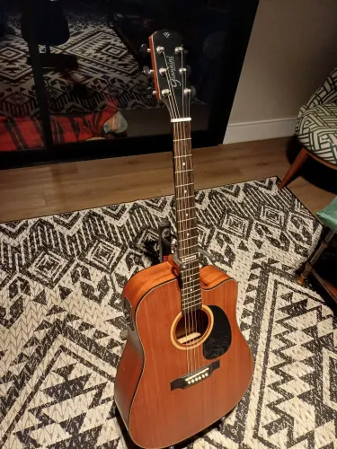 Violão folk giannini