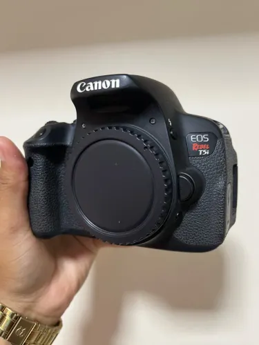 Canon T5i (somente corpo)