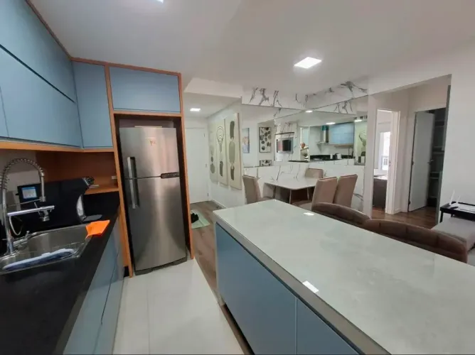 Apartamento Mobiliado com 2 Quartos, Suíte e Churrasqueira | Centro de Florianópolis