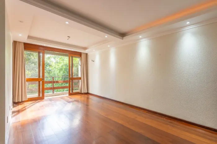 Apartamento para locação no bairro Petrópolis, 186 m², 2 dormitórios/quartos disponíveis.