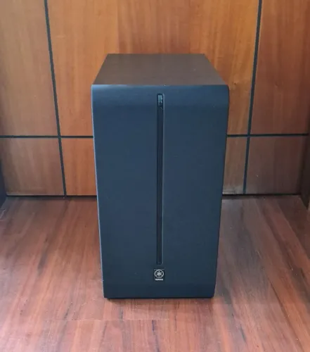 Subwoofer Yamaha Ativo 6" ( SW-P270 ) - Excelente