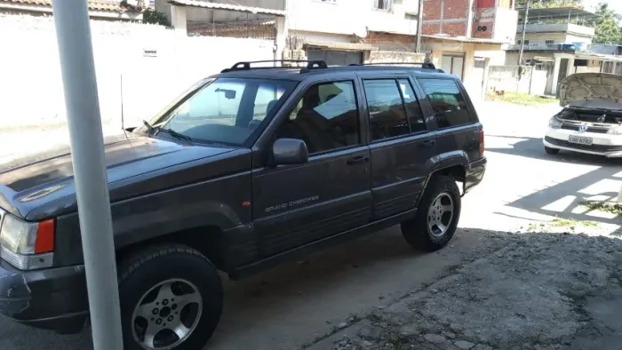 Jeep Grand Cherokee Laredo 4.0 Aut. 1998