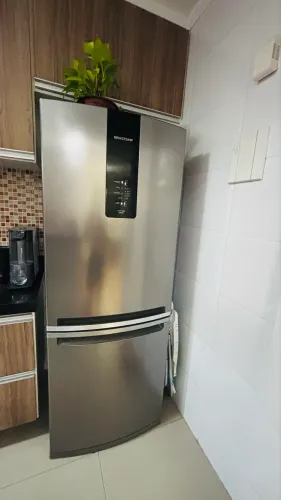 Geladeira BRE57KANA Frost Free Inverse 447 Litros Brastemp Inox 110V