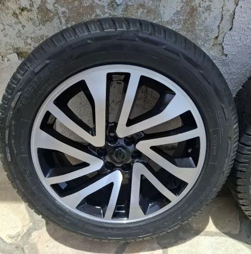 Rodas aro 20 Frontier + pneus AT