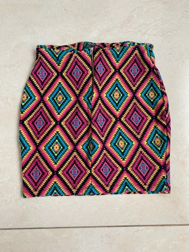 Saia estampada colorida