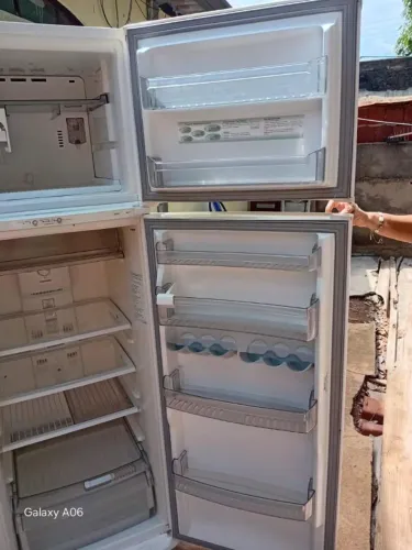 Geladeira df50 Electrolux