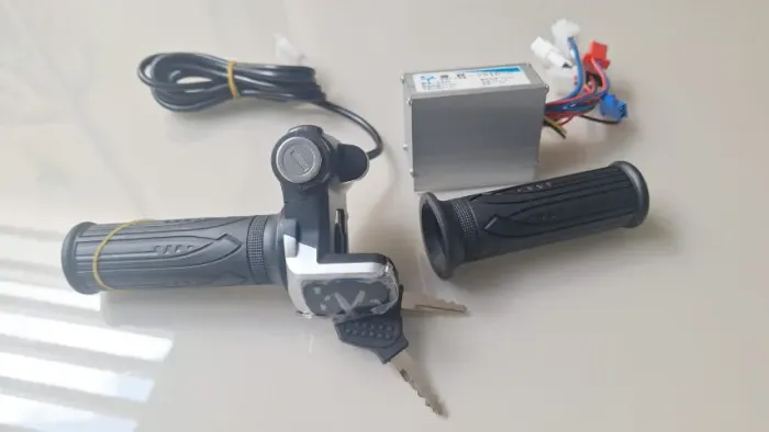 Acelerador de Bike eléstrica 25V 250 W