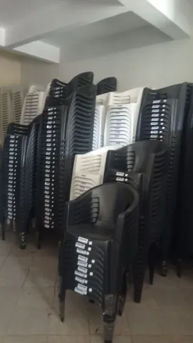 Jogos de Mesas de Cadeira de Plástico resistente. 