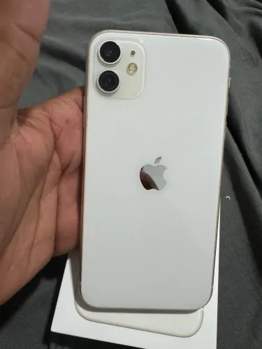 IPhone 11 64GB ÚNICA DONA