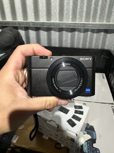 Sony Cyber-shot DSC-RX100 III (Mark 3)