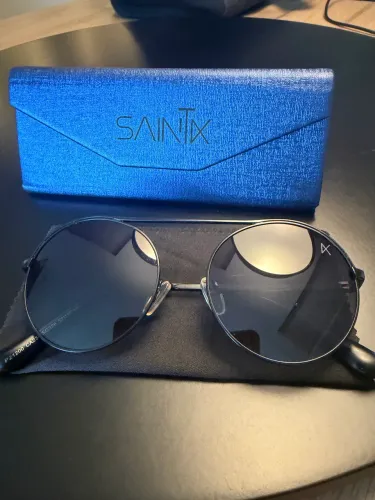 Óculos Saintx