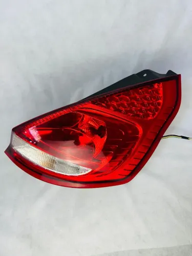 Lanterna Traseira Direita New Fiesta Mexicano Hatch 2011 A 2013 - AE8313B504BG