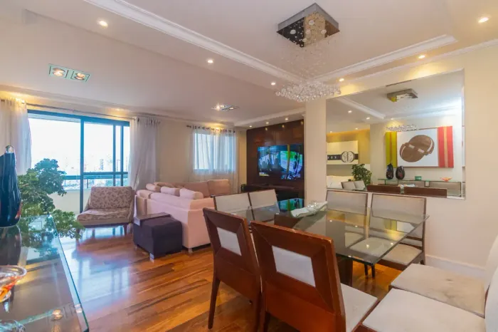 Apartamento à Venda No Bosque da Saúde Com 3 Dormitórios Sendo 1 Suíte e 2 Vagas - Varanda