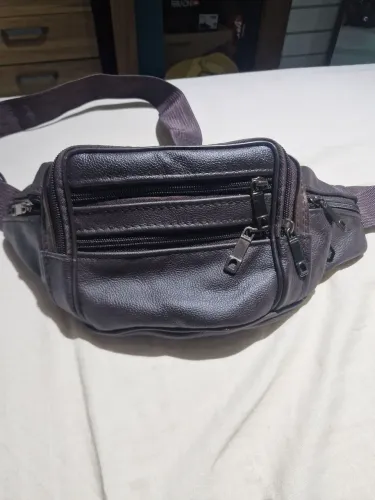 Pochete couro genuíno