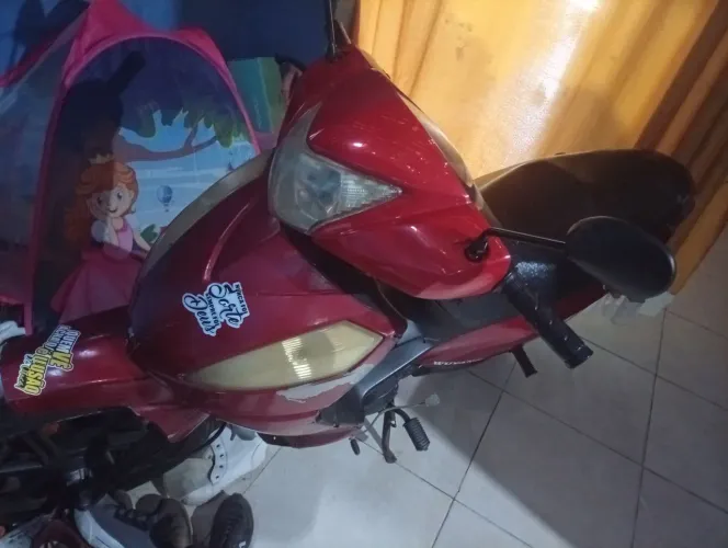 Jet toda em ordem Ótimo estado pegando tudo