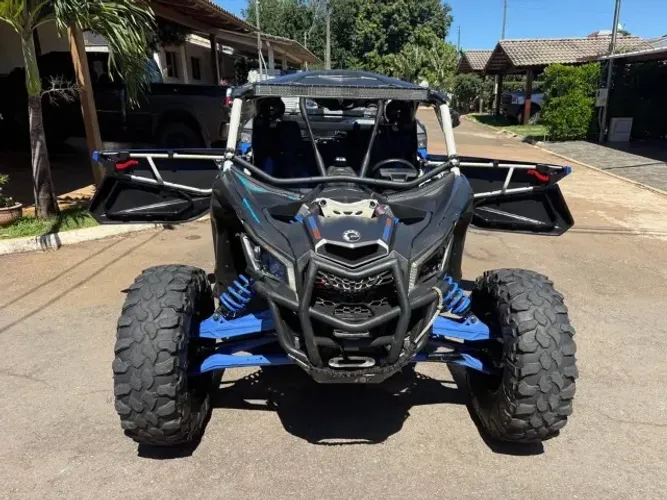 UTV Can-am Maverick x3 (entrada+parcelas)