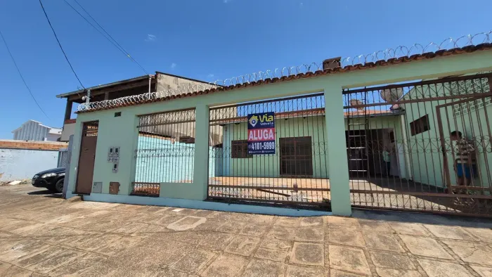 CASA PARA LOCAÇÃO, 4/4 1 SUITE !!!