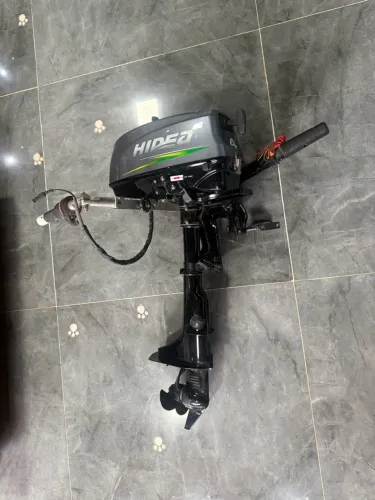 Motor de popa Hidea de 4 HP