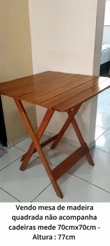 Vendo MESA DE MADEIRA
