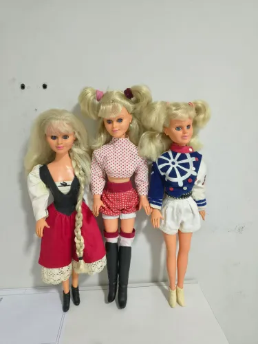 BONECA XUXA, AS TRÊS POR ESSE VALOR.