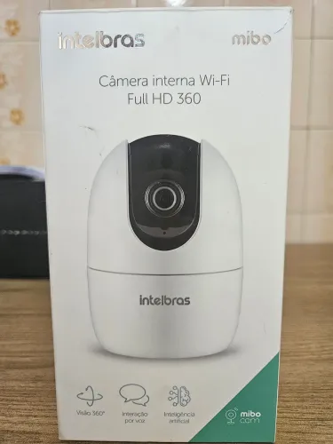 Câmera interna Intelbras wi-fi Full HD 360