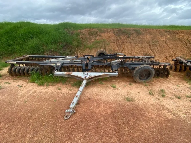 GRADE NIVELADORA NVF-T 72X22X4,5 ANO 2022