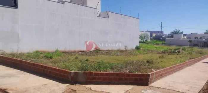 Terreno à venda em Maringá, Bom Jardim, com 275 m²