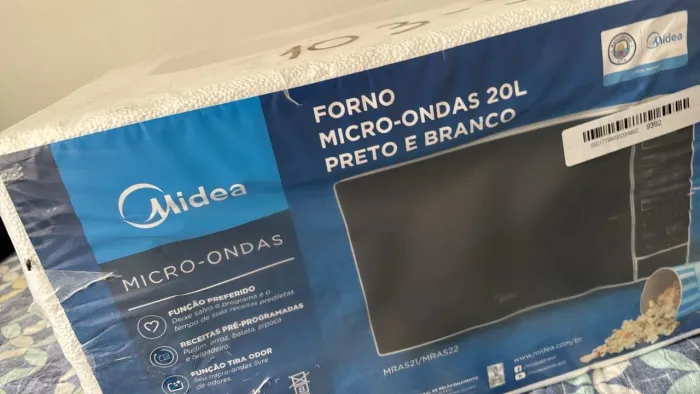 Vende-se Microondas midea 20 litros