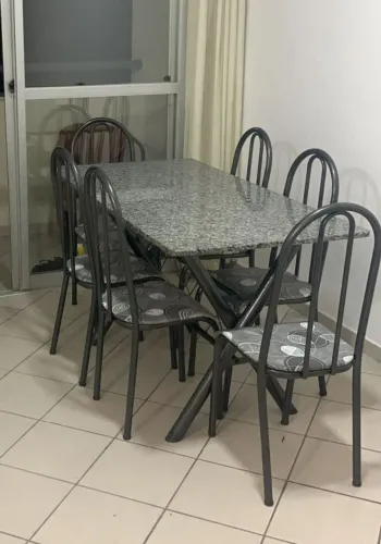 Mesa de jantar c/ 6 Cadeiras Retangular Tampo em Granito