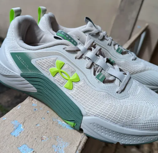 Tênis de treino Under Armour Tribase Reps 2 SE