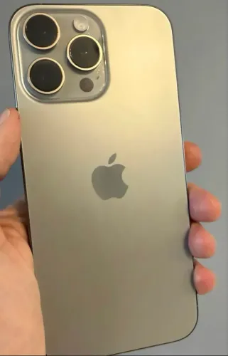 iPhone 16 pro max 