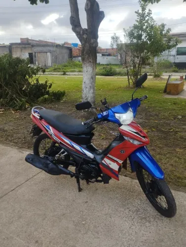 Yamaha top arrumada vender logo "leilão recuperavel".