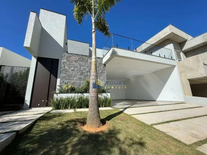 CASA TÉRRA para VENDA e LOCAÇÃO com 3 Suítes e Piscina no CONDOMÍNIO VALE DAS AGUAS em BRA