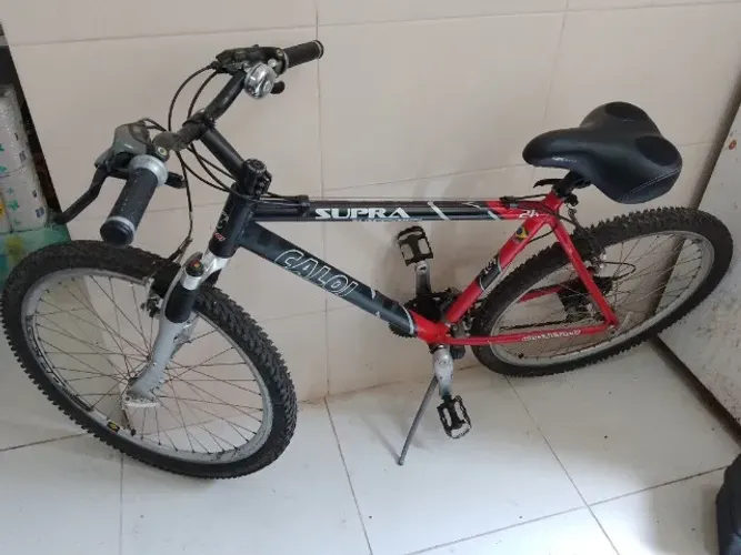 Estou vendendo uma bicicleta Caloi Supra