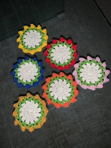 Porta copos feito a mão- cores diversas