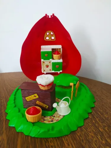Brinquedo Antigo Confeitraria Moranguinho