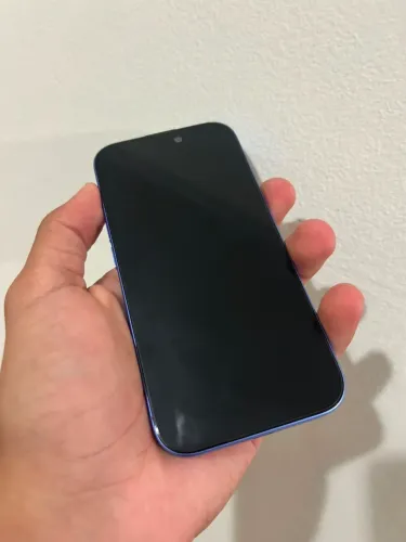 iPhone ? 16 256 gigas cor azul bateria ? 95%